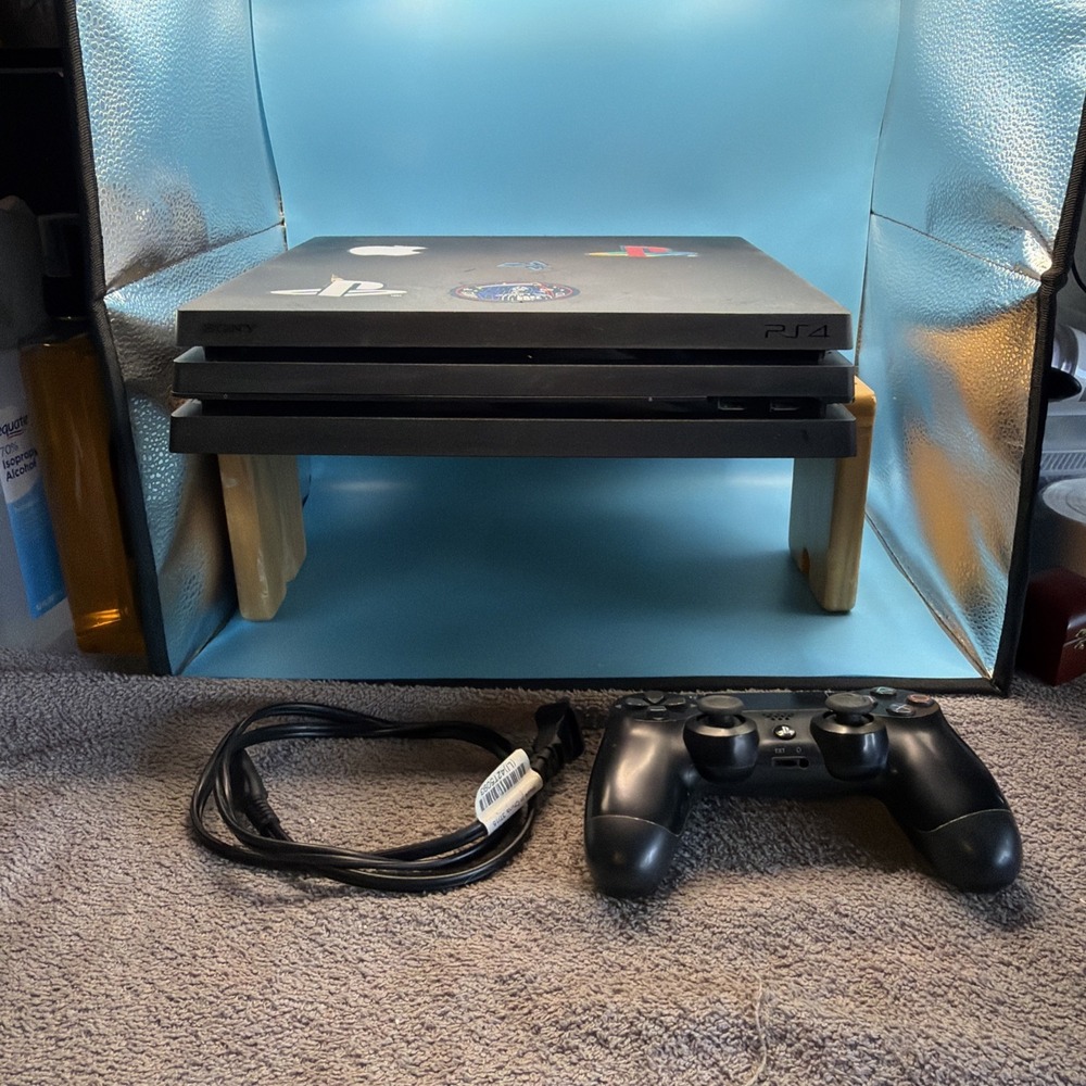 Sony PlayStation 4 Pro 1TB Console - Black , power cord & 1 wireless controller